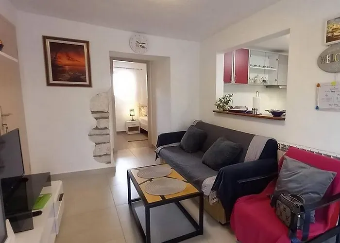 דירה With Parking Space Brgod, - 25223 Raša